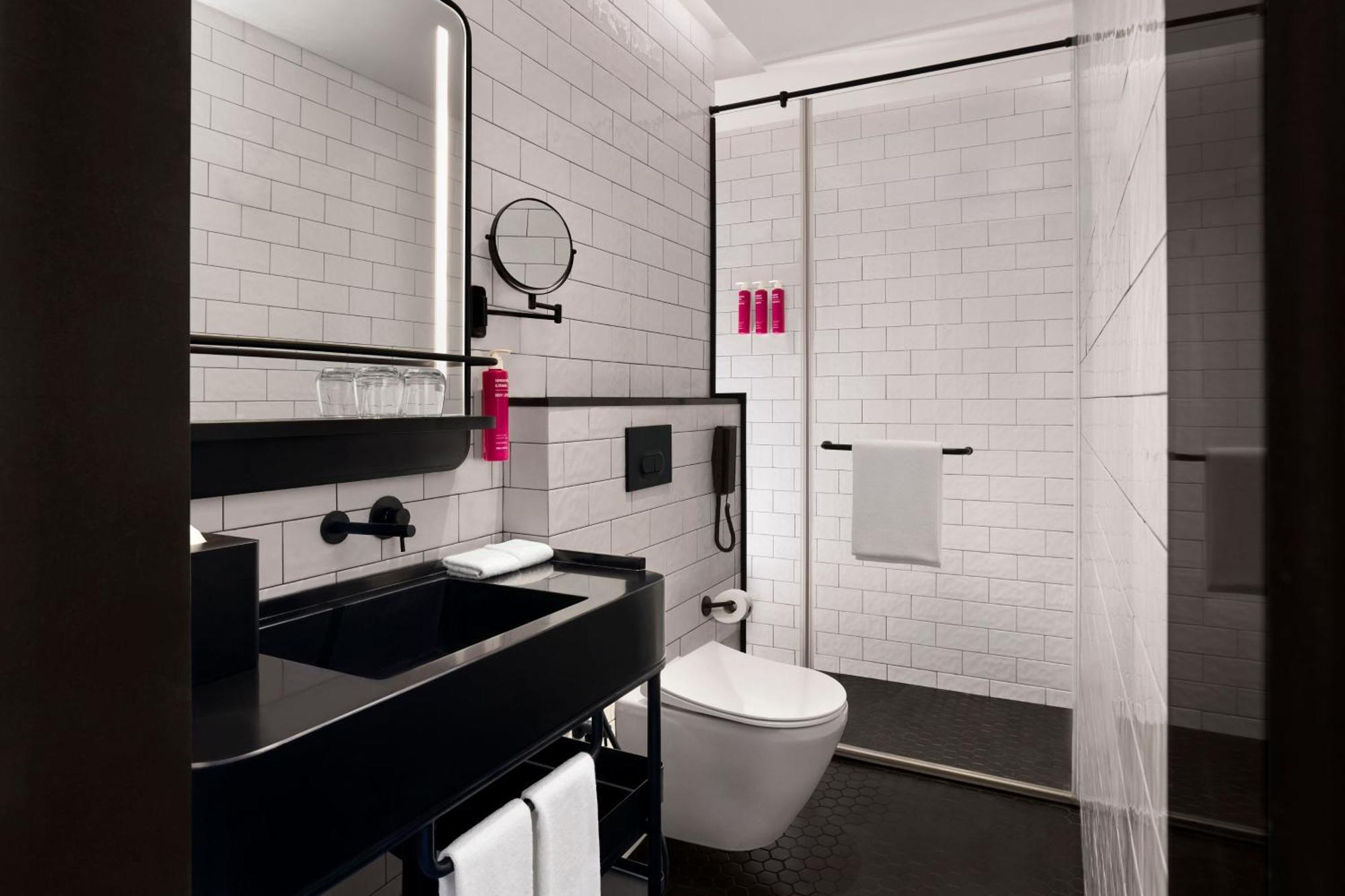 Moxy Mumbai Andheri West Екстериор снимка