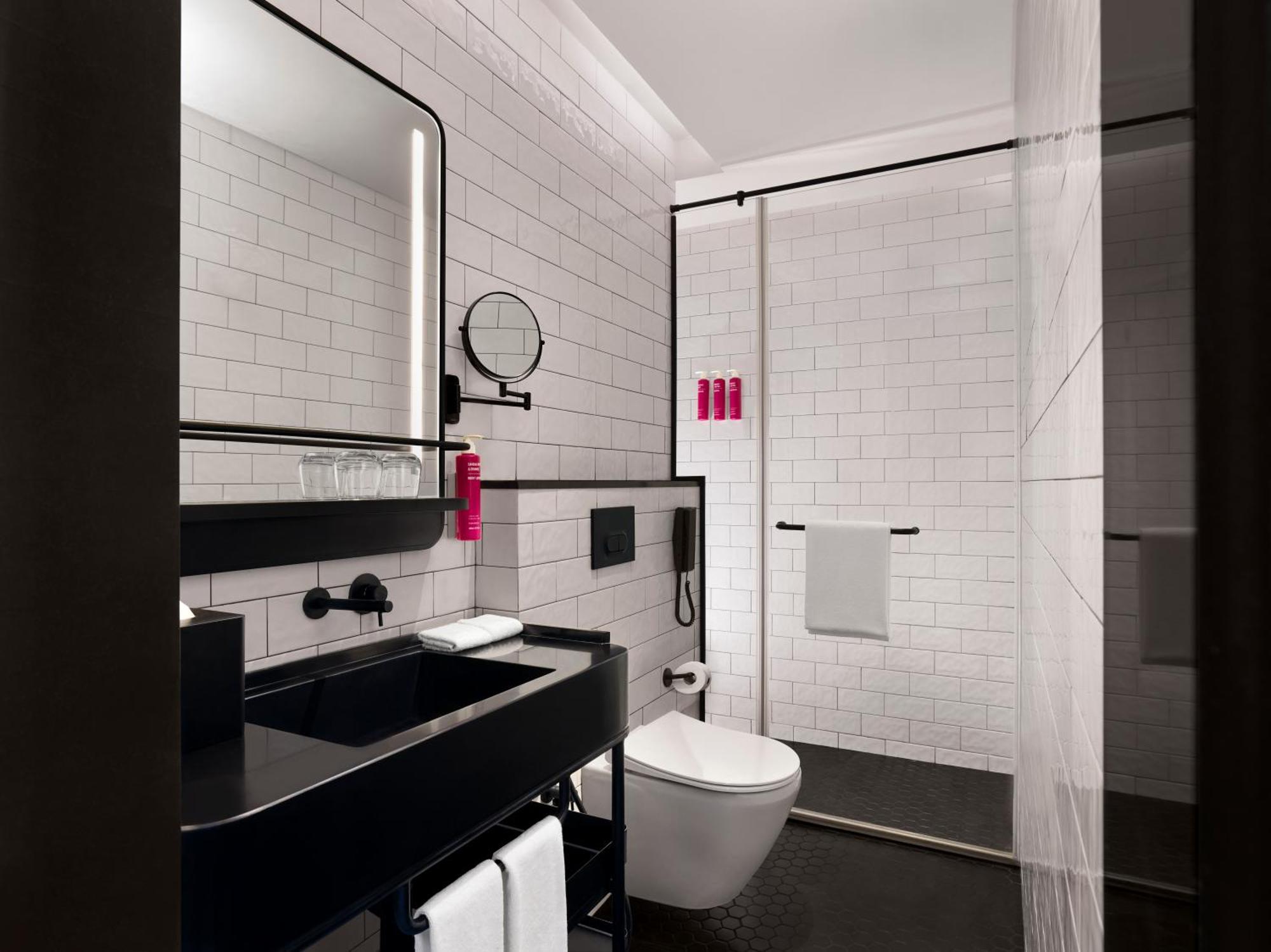 Moxy Mumbai Andheri West Екстериор снимка