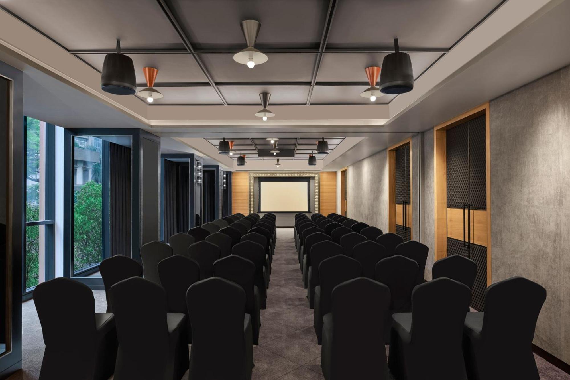 Moxy Mumbai Andheri West Екстериор снимка