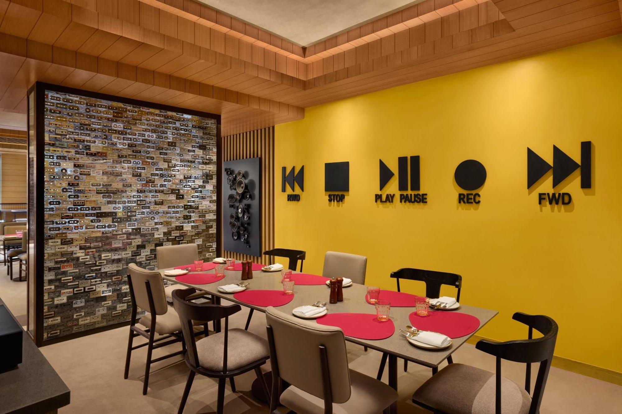 Moxy Mumbai Andheri West Екстериор снимка