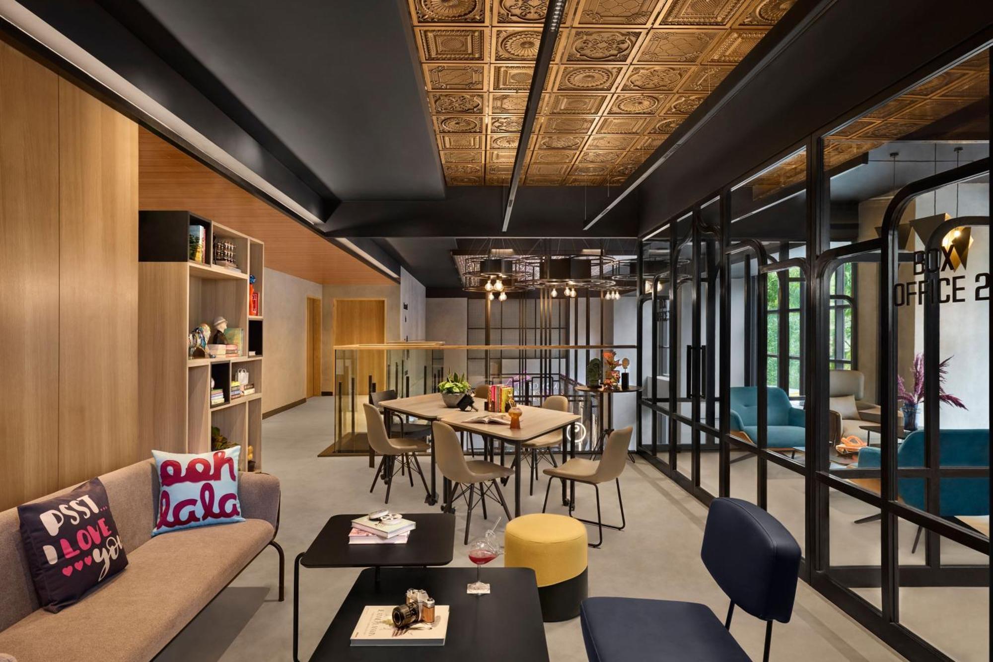 Moxy Mumbai Andheri West Екстериор снимка